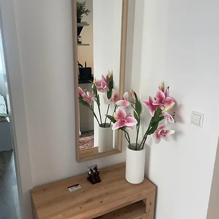 Sorinas Wb16 4 شقة *